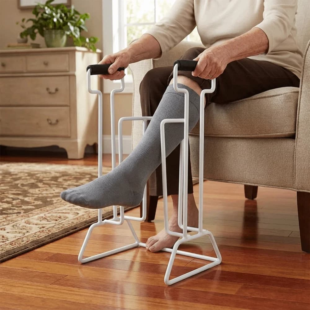 Enfile-chaussettes souple avec cordons tressés, chaussette enfilée sur le support